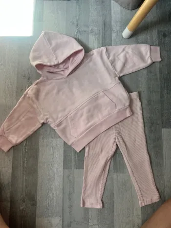 Ensemble rose Primark 12-18 mois bébé fille