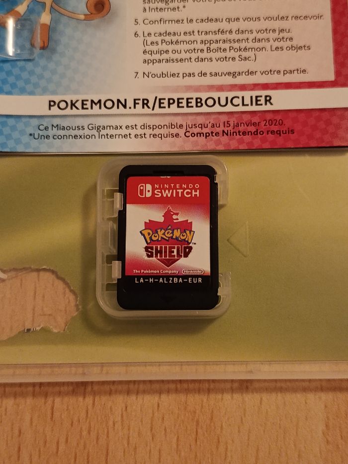 Pokémon Bouclier Switch - photo numéro 3