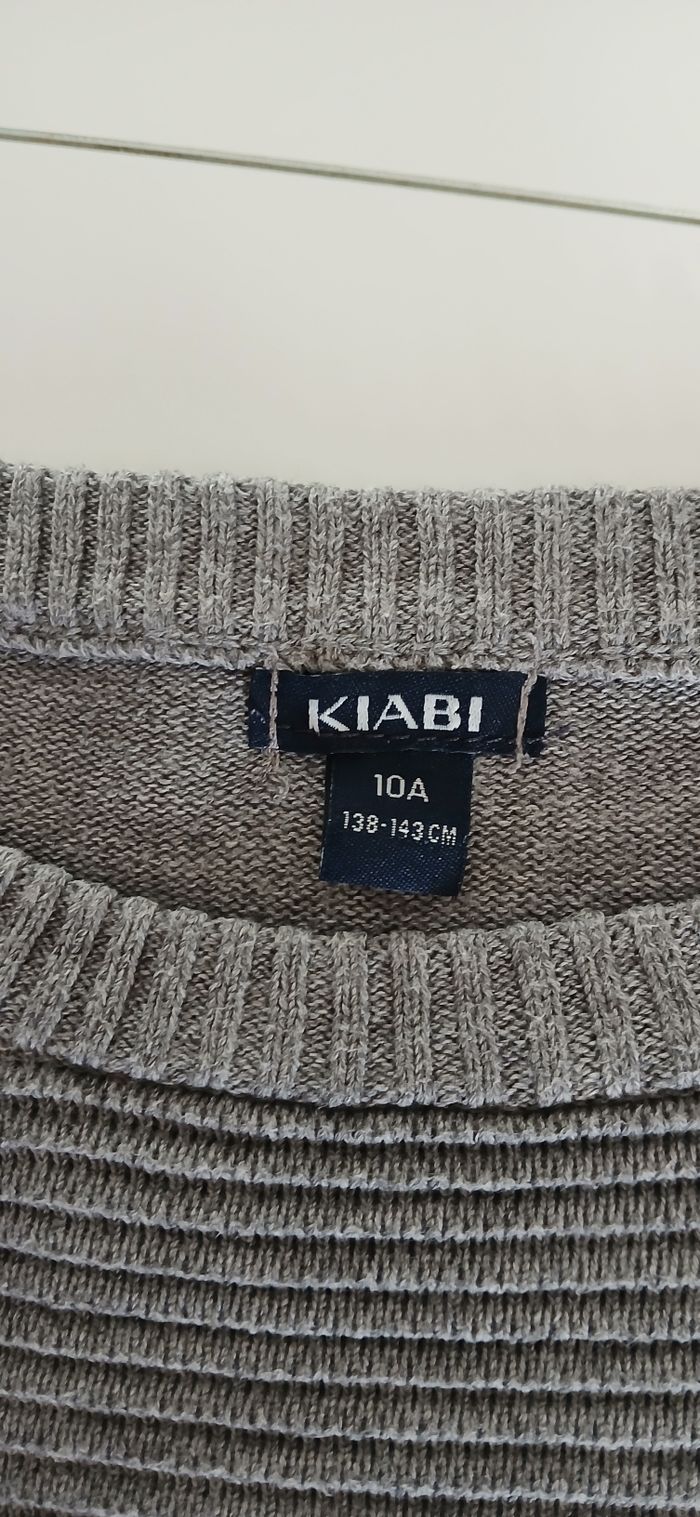Pull garçon Taille 10 ans marque Kiabi m - photo numéro 4
