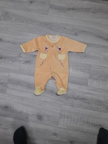 Pyjama cerf volants 1 mois