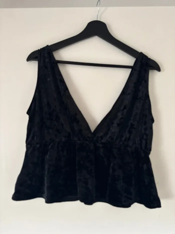 Blouse péplum court sans manches noire - photo numéro 4
