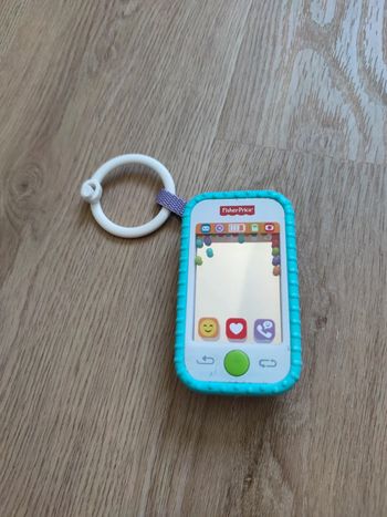 Mon premier téléphone hochet