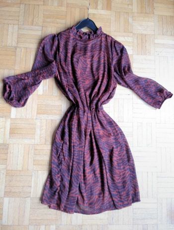 Robe Kiabi fluide taille 38 motif animal rouille neuve