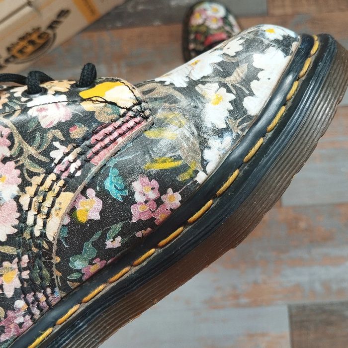 Dr. Martens Made in England – Édition Limitée Serena Miller – Pointure 37 (petit) - photo numéro 4