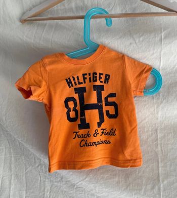 t-shirt 9 mois Tommy Hilfiger
