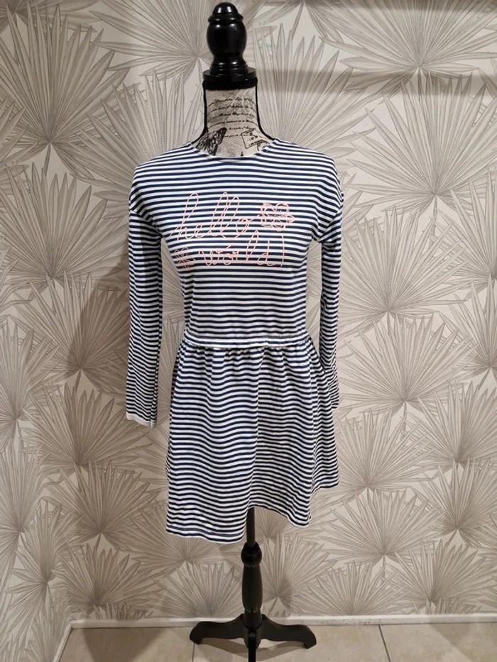 Jolie robe taille 14 ans - photo numéro 5