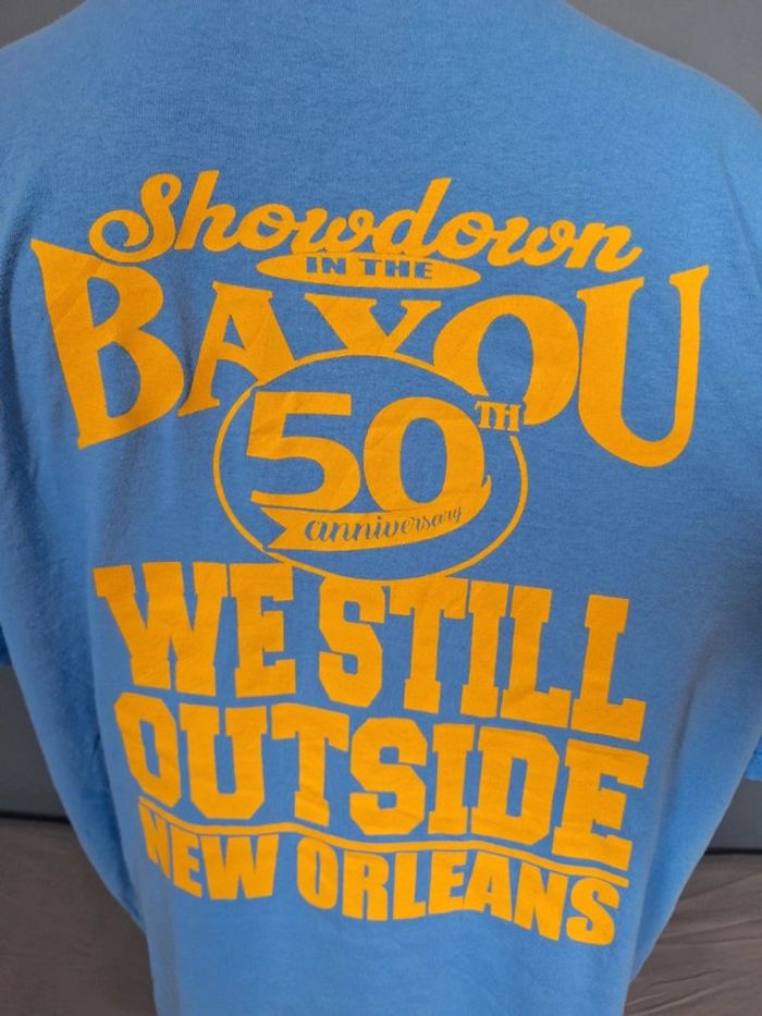 T-shirt imprimé gildan - Showdown in the Bayou – 50th Anniversary 2023 New Orleans (504) - photo numéro 6