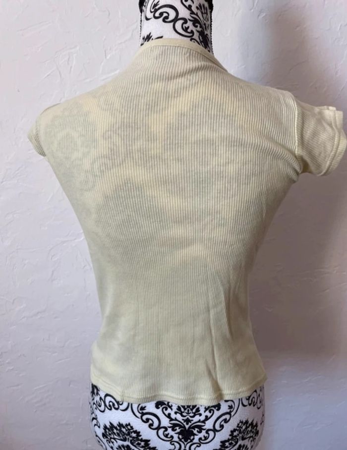 Très jolie tee shirt okaidi 🥰 jaune vert taille 12 ans - photo numéro 3