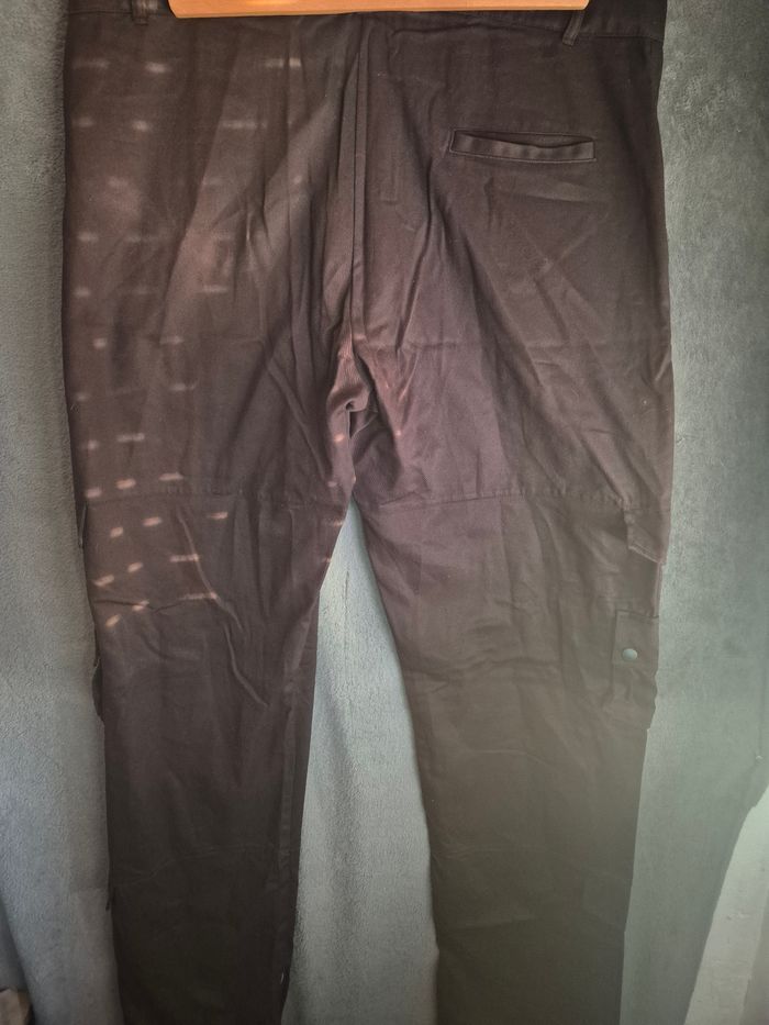 Pantalon cargo neuf - photo numéro 2
