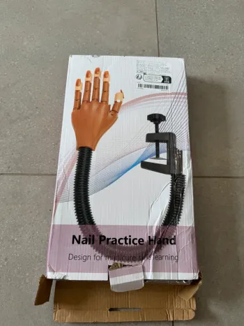 Practice hand for acrylic nails, neuve