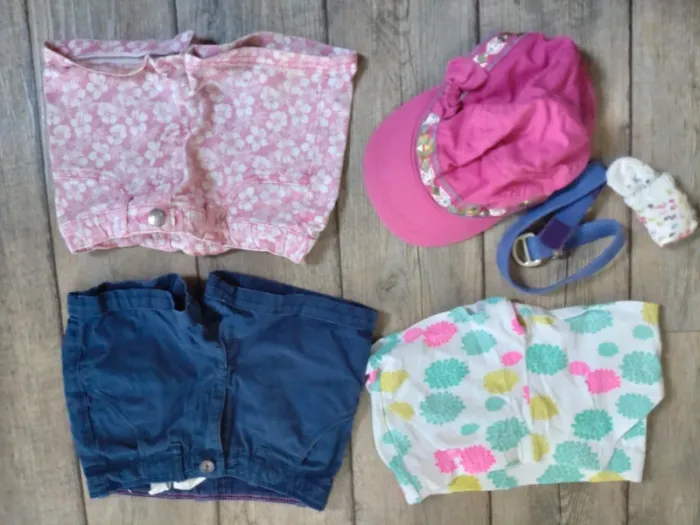 Gros lot de vêtements fille 5-6 ans + donne une ceinture - photo numéro 6