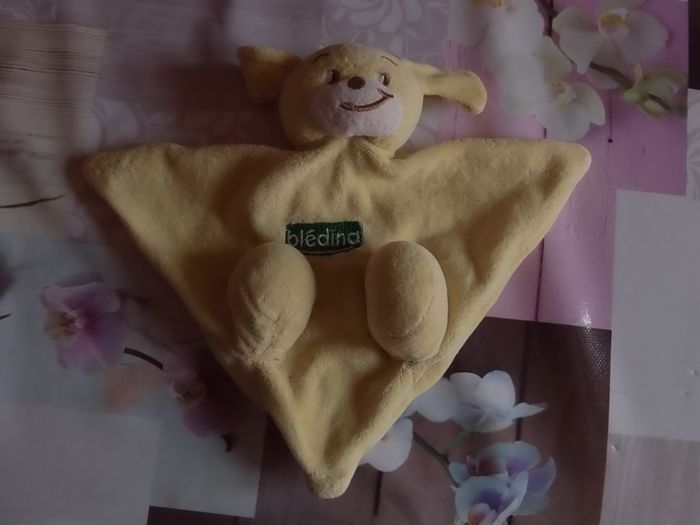 Doudou jaune / Marionnette