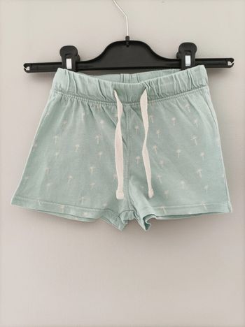 short kiabi bleu 2ans