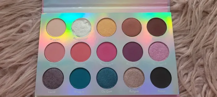 Palette chasing rainbows colourpop - photo numéro 2