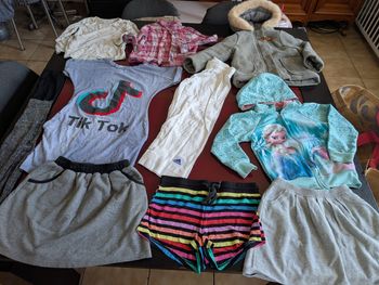 Lot vêtements fille
