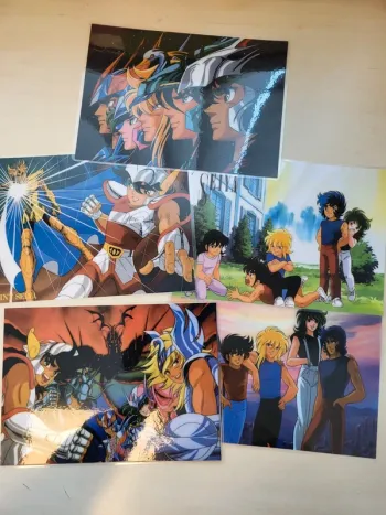 5 cartes plastifiées saint seiya 15x21cm environ