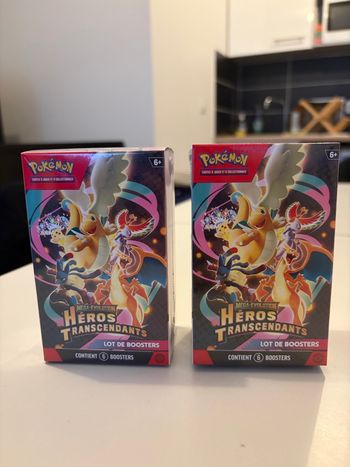 Deux Bundle Pokémon Héros Transcendants, ME2.5