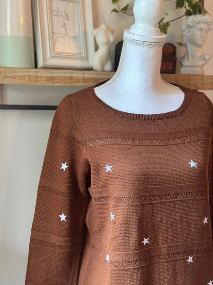 Pull étoiles brodées Grain de Malice marron taille M - photo numéro 3