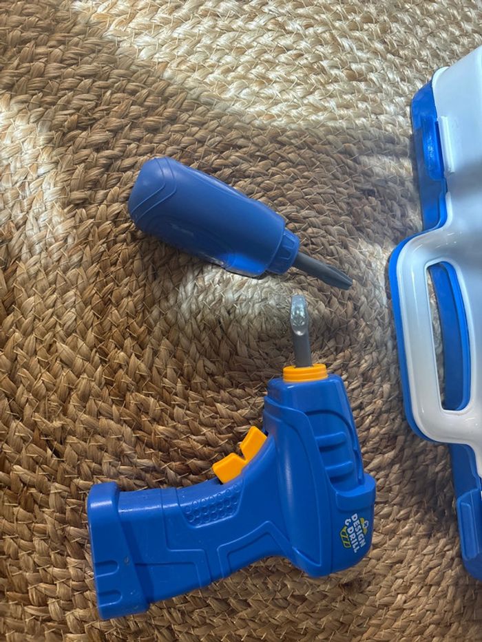 Jeu de construction avec outils - photo numéro 3