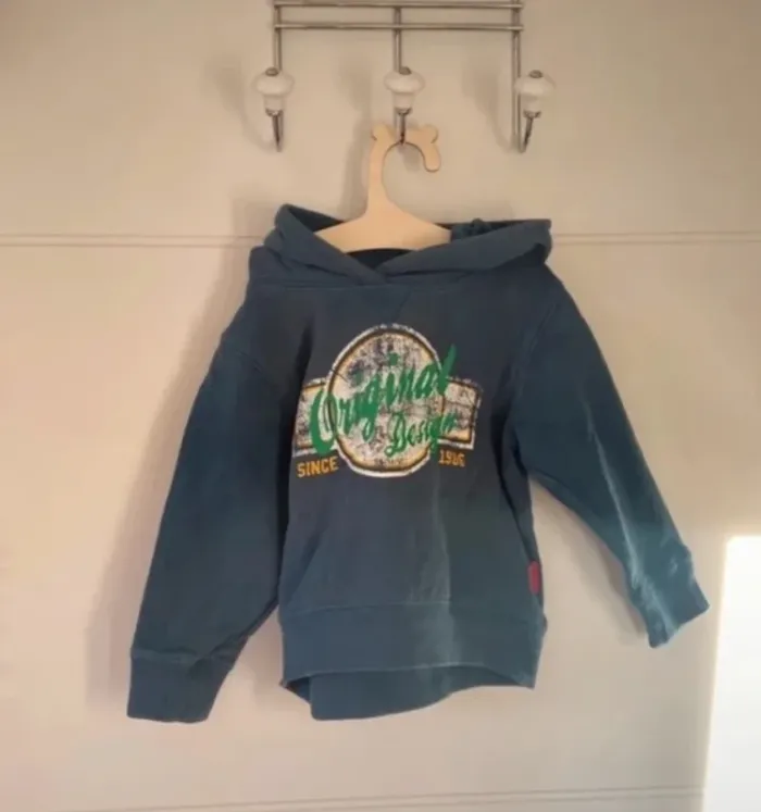 Pull à capuche SWEAT