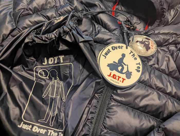 Doudoune jott taille L - photo numéro 2