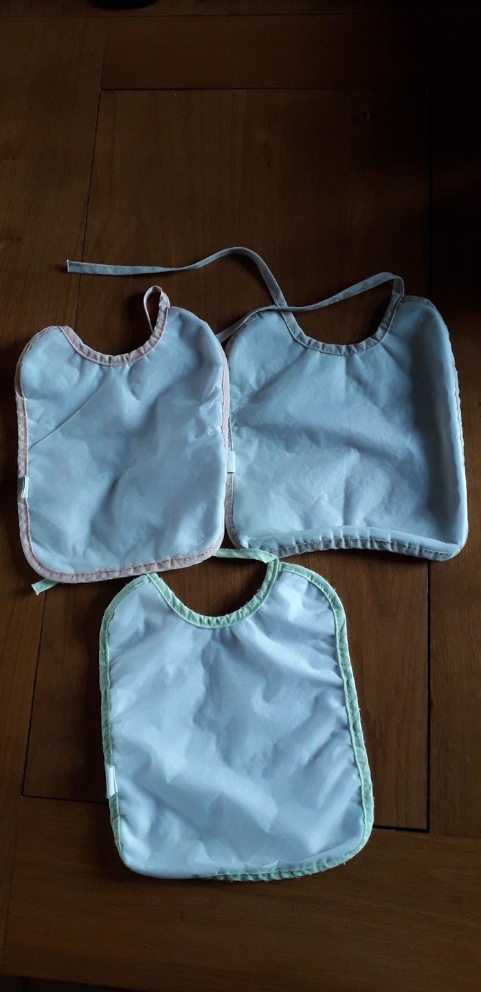 Bavoirs - photo numéro 2