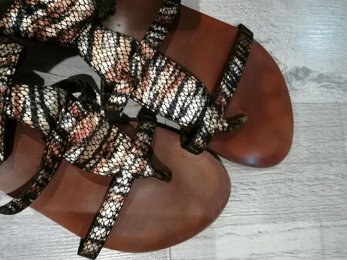 Sandales nu pieds T 40 🌞 - photo numéro 12