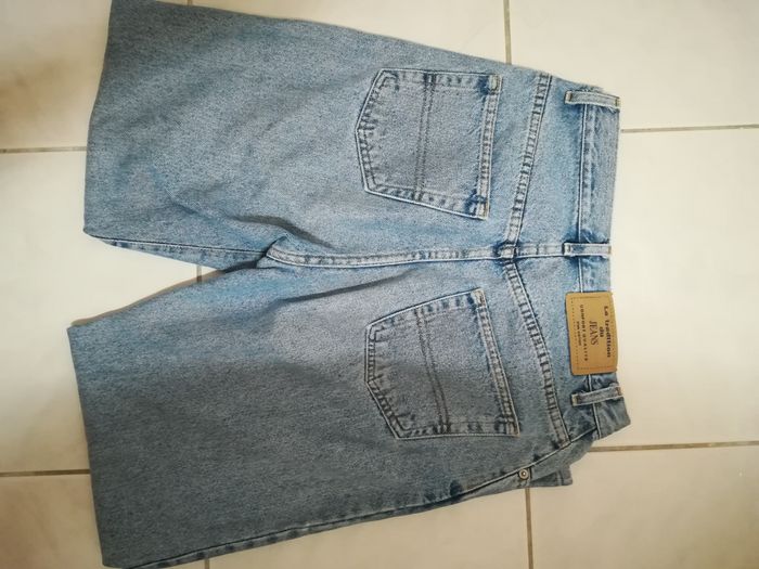 Jean bleu clair taille haute, taille 40, marque Tex, très bon état Jean bleu clair taille haute, taille 40, marque Tex, très bon état - photo numéro 4