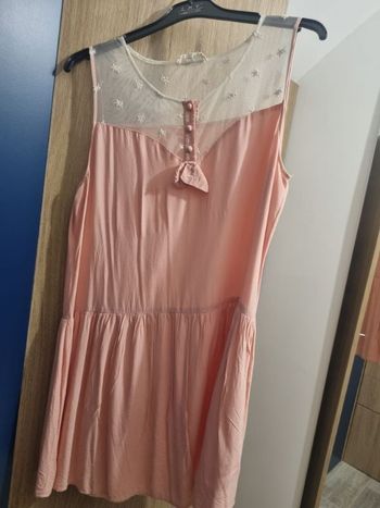 Robe rose