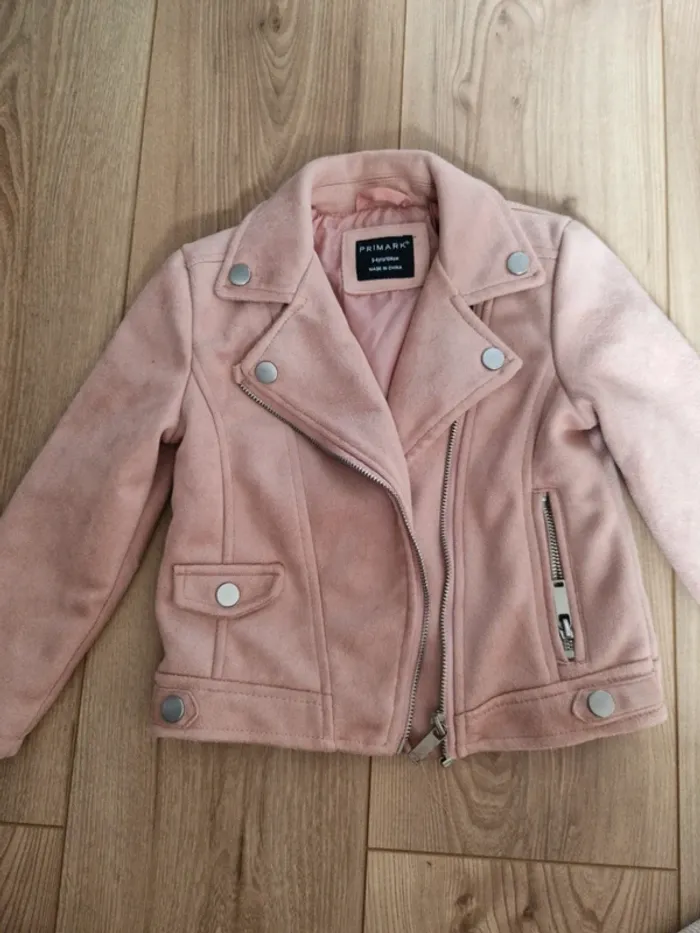 Veste rose en suedine