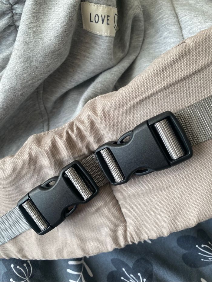 Porte bébé hoodie carrier 2 - photo numéro 4