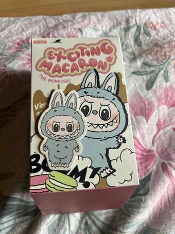 Pop Mart Labubu macaron
