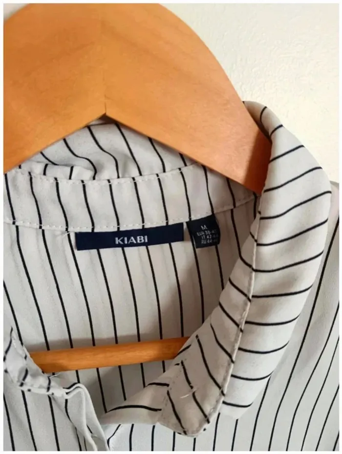 C22 chemise blanc kiabi M - photo numéro 3