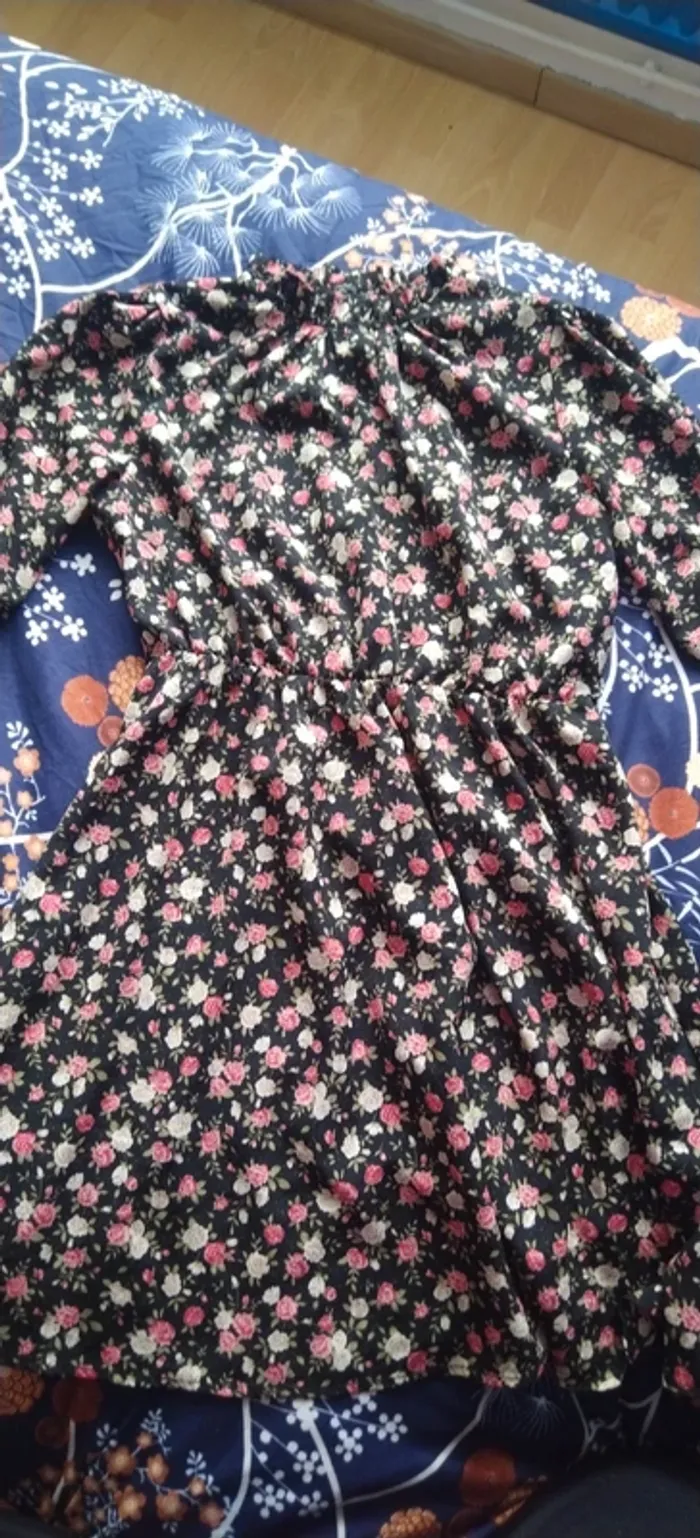 Robe à fleur légère - photo numéro 2