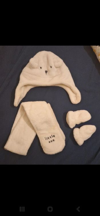 Bonnet écharpe gants  hiver