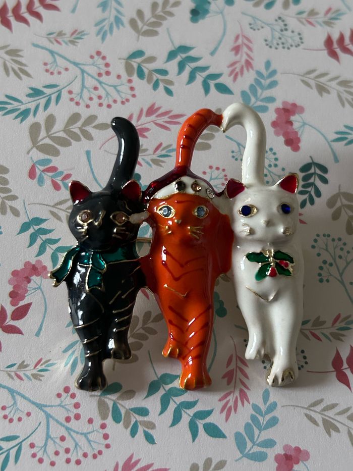Broche, trois chats de Noël - photo numéro 6