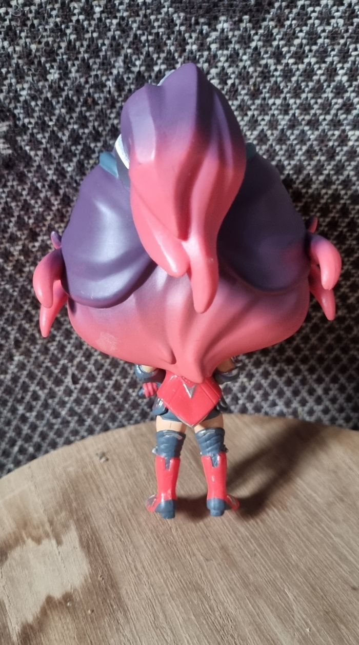 Figurine Funko Pop! 463 Valor Édition Fortnite - photo numéro 3