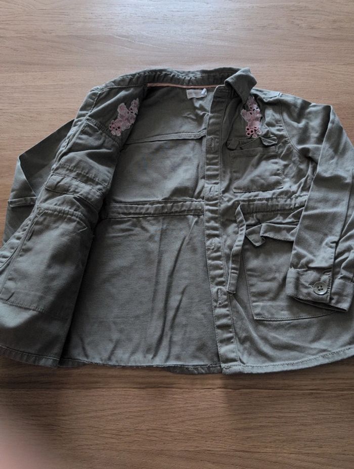 Veste kaki a boutonné - photo numéro 2
