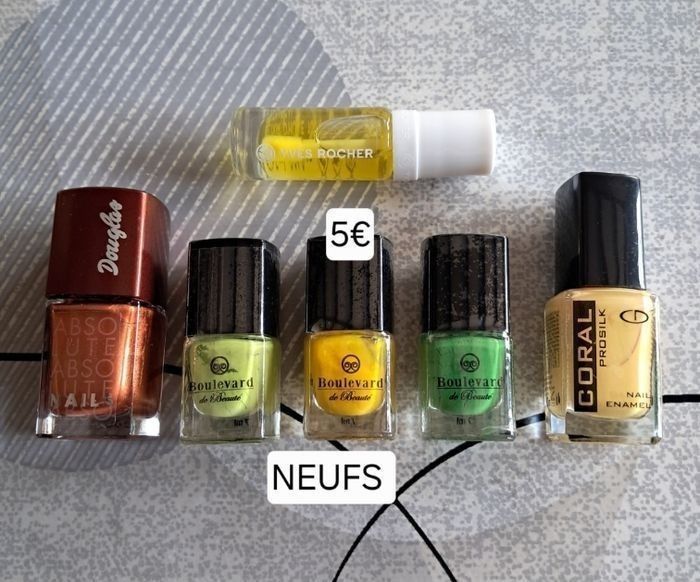 Lot vernis et  élixir NEUFS  pour ongles - photo numéro 2