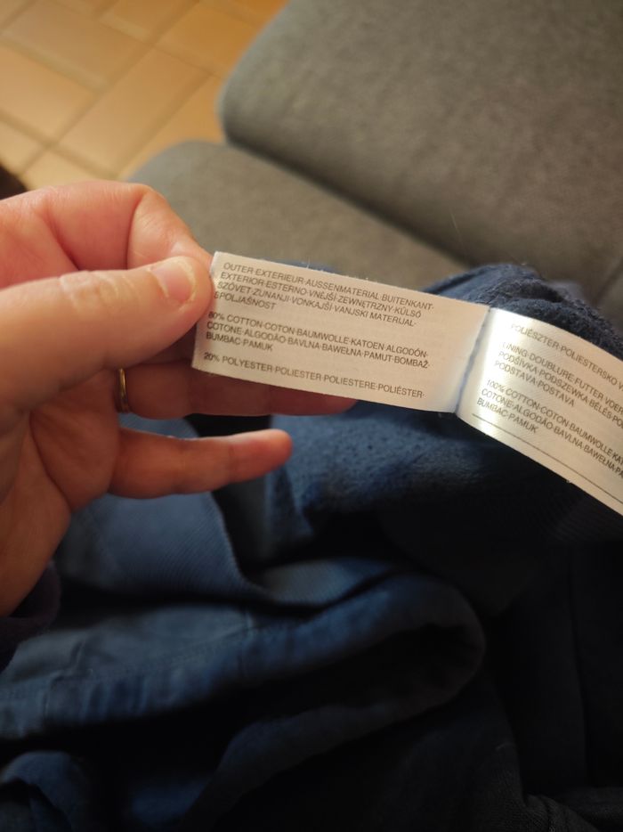 Sweat à capuche marine taille 9 ans - photo numéro 3