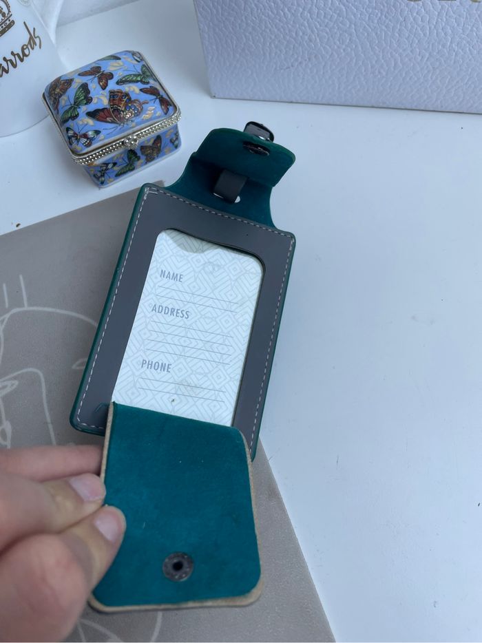 Étiquette voyage neuf - ted Baker - photo numéro 4