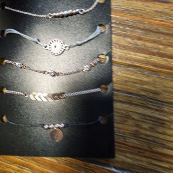 lot bracelets 🎁 neuf 🎁 idée cadeau