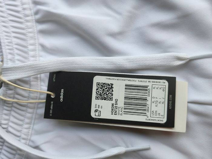 Emsemble Adidas Neuf et authentique avec étiquettes, taille XL - photo numéro 9