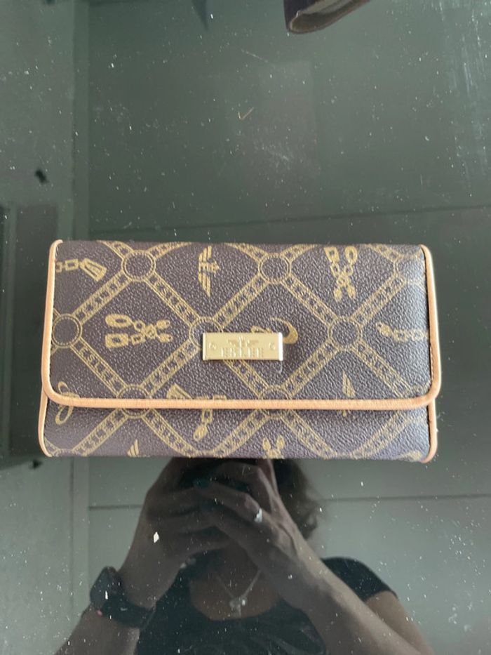 Portefeuille de la marque Eslee
