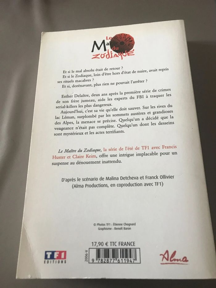 Livre Les maîtres du zodiaque Deux ans après - photo numéro 2