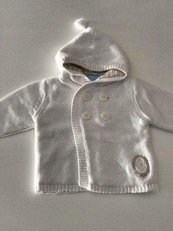 Manteau bébé blanc tricoté Winnie 1 mois