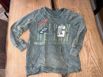 Pull sweat Zara hiver kaki loose 8 ans garçon