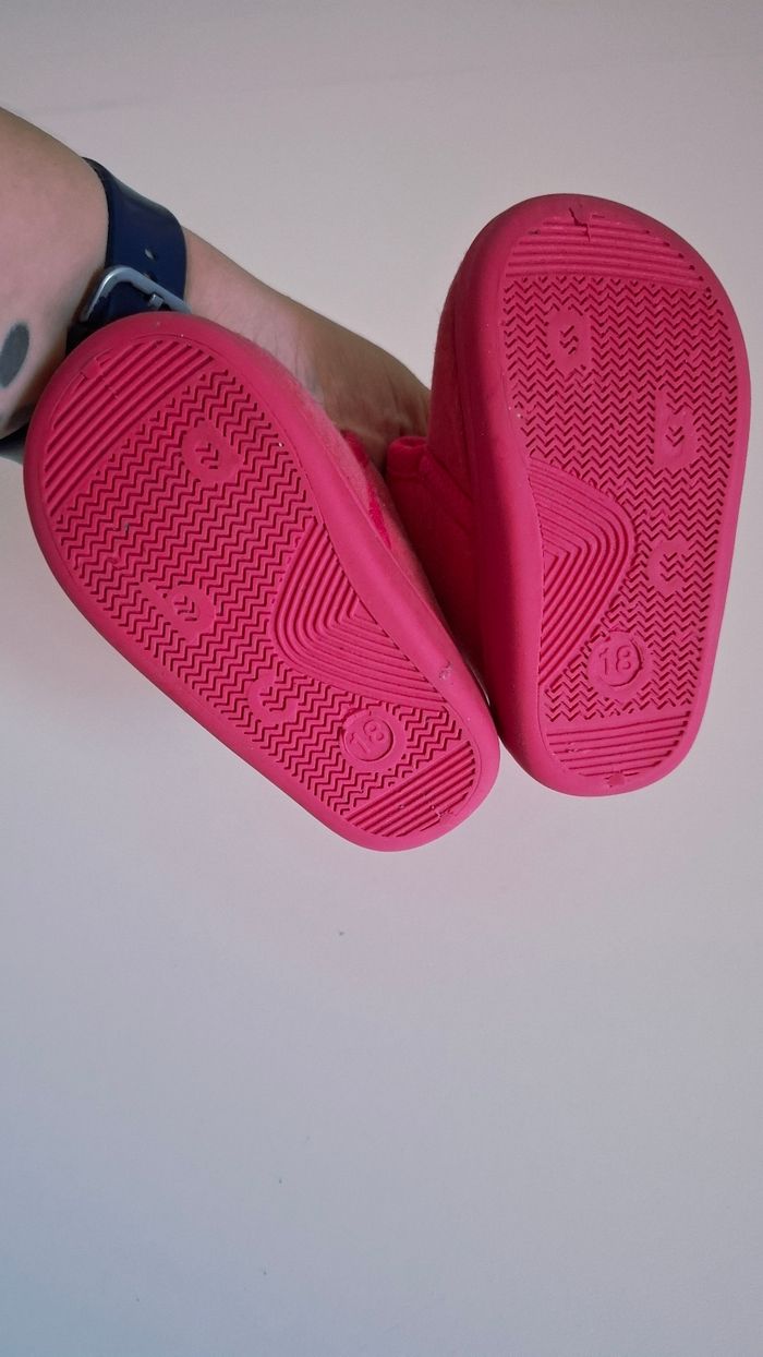 Chaussons bébé - photo numéro 2