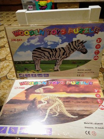 Lot de 2 puzzles en bois 3D neuf avec étiquette