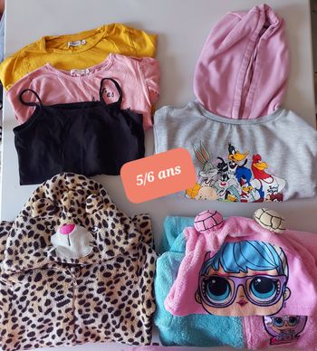 Lot fille 5/6ans